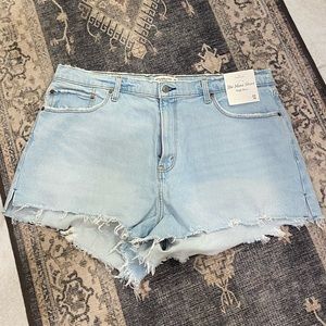 NWT Abercrombie | The Mom Short | 34/18